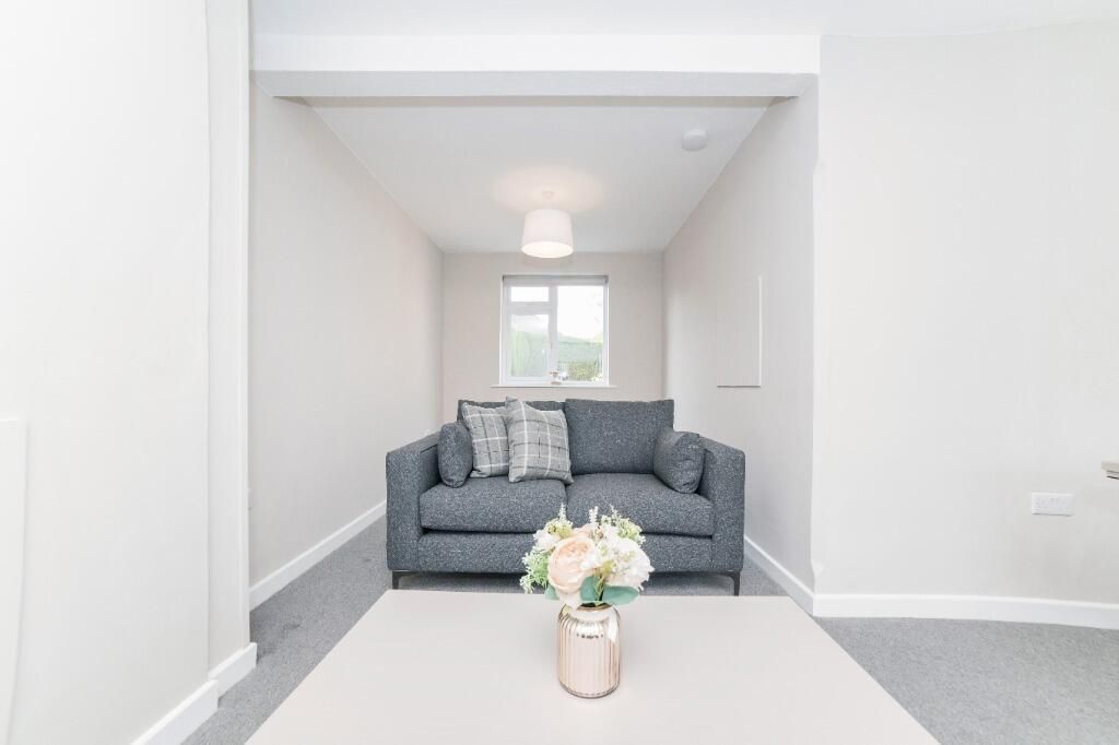 Property photo 3 of 14 Photo 3