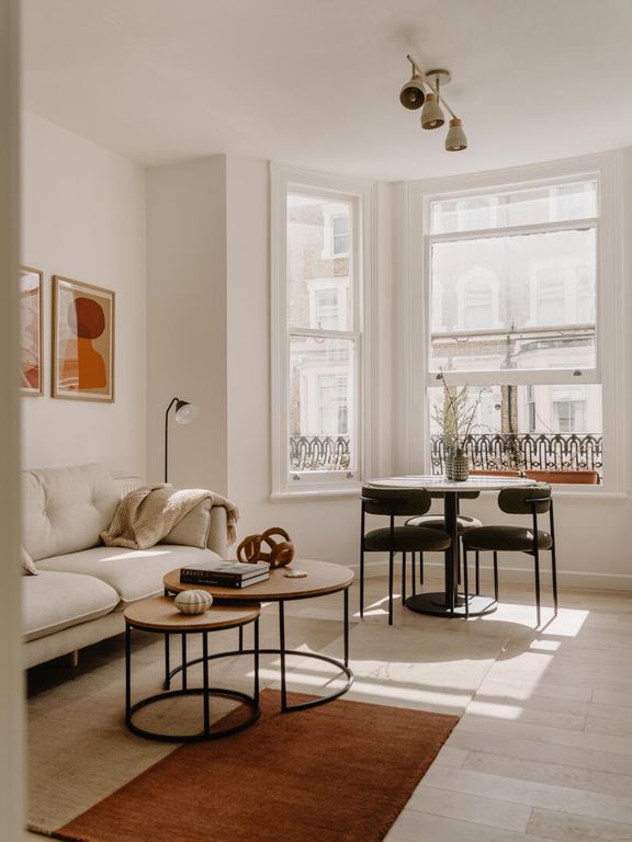 Property photo 2 of 10 Flat 6 - 20 Nevern Place.Jpg