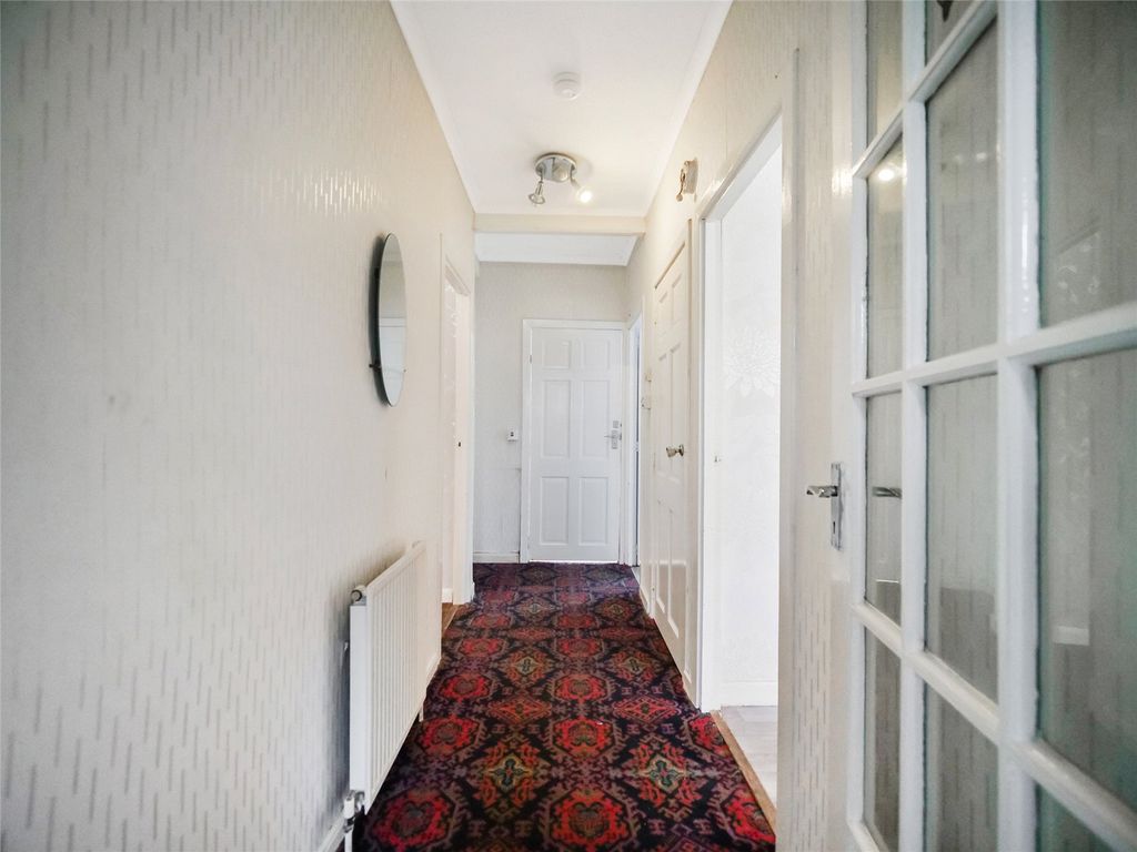 Property photo 2 of 21 Picture No. 02