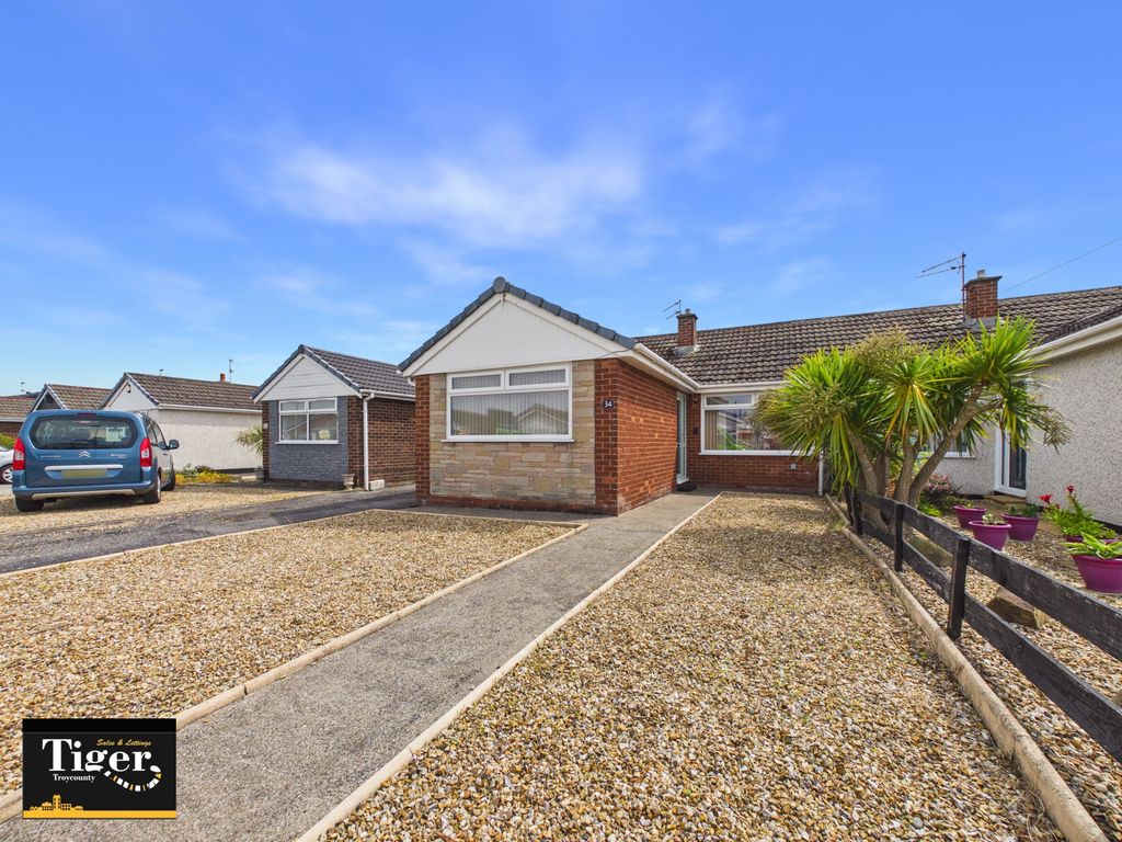 Property photo 1 of 18 Cam03440G0-Pr0641-Still015