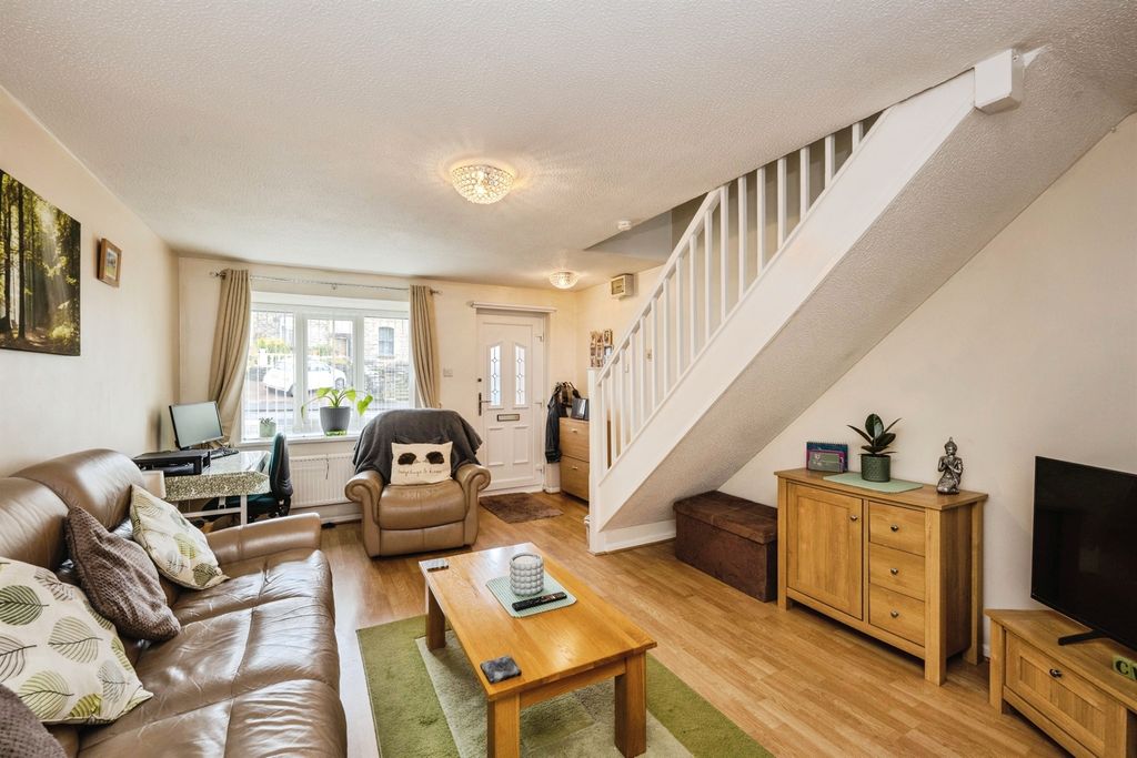 Property photo 2 of 14