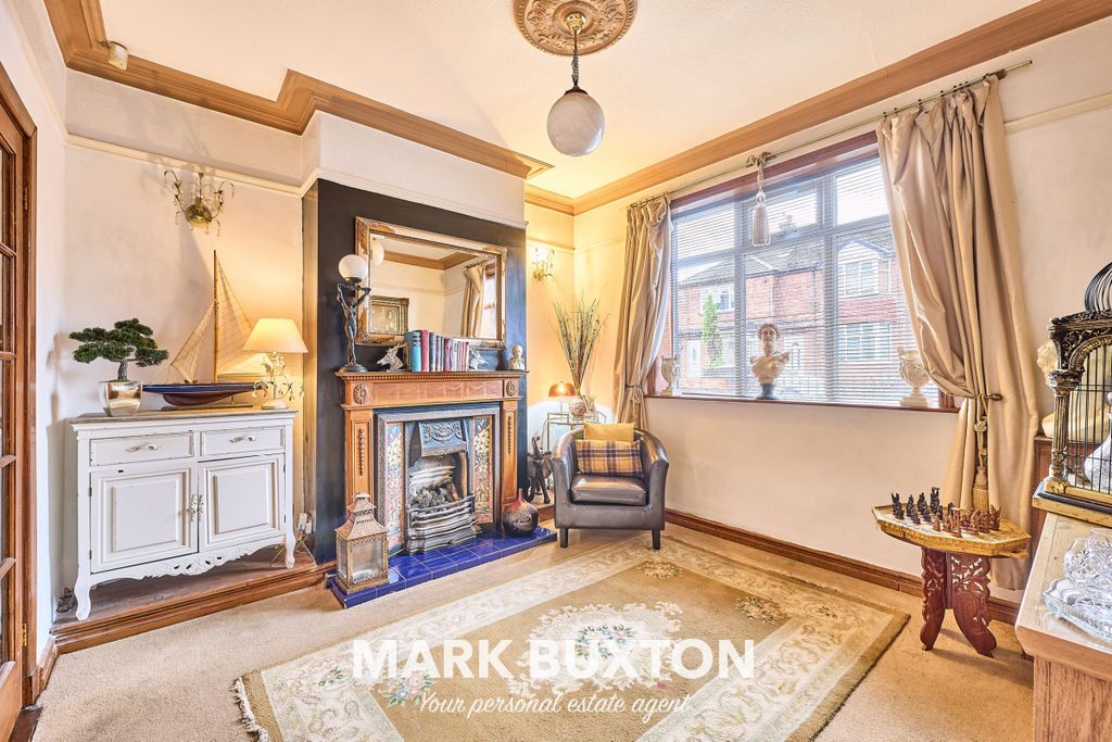 Property photo 3 of 33