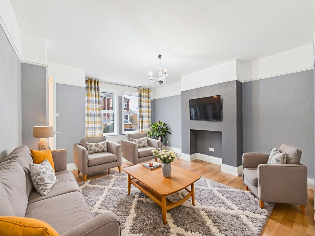 Property photo 2 of 11 4829034