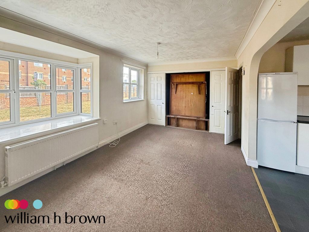 Property photo 2 of 16 Image