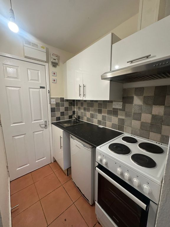 Property photo 3 of 3
