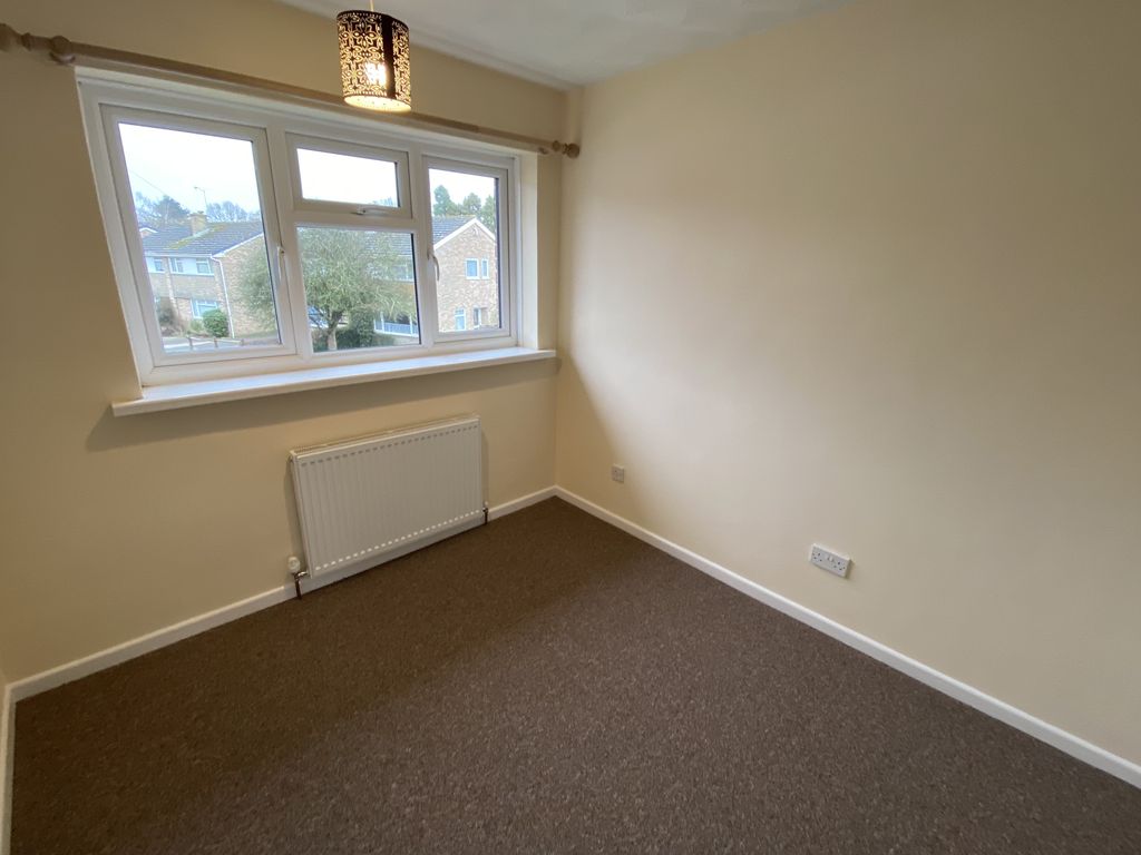Property photo 3 of 7 Bedroom 2
