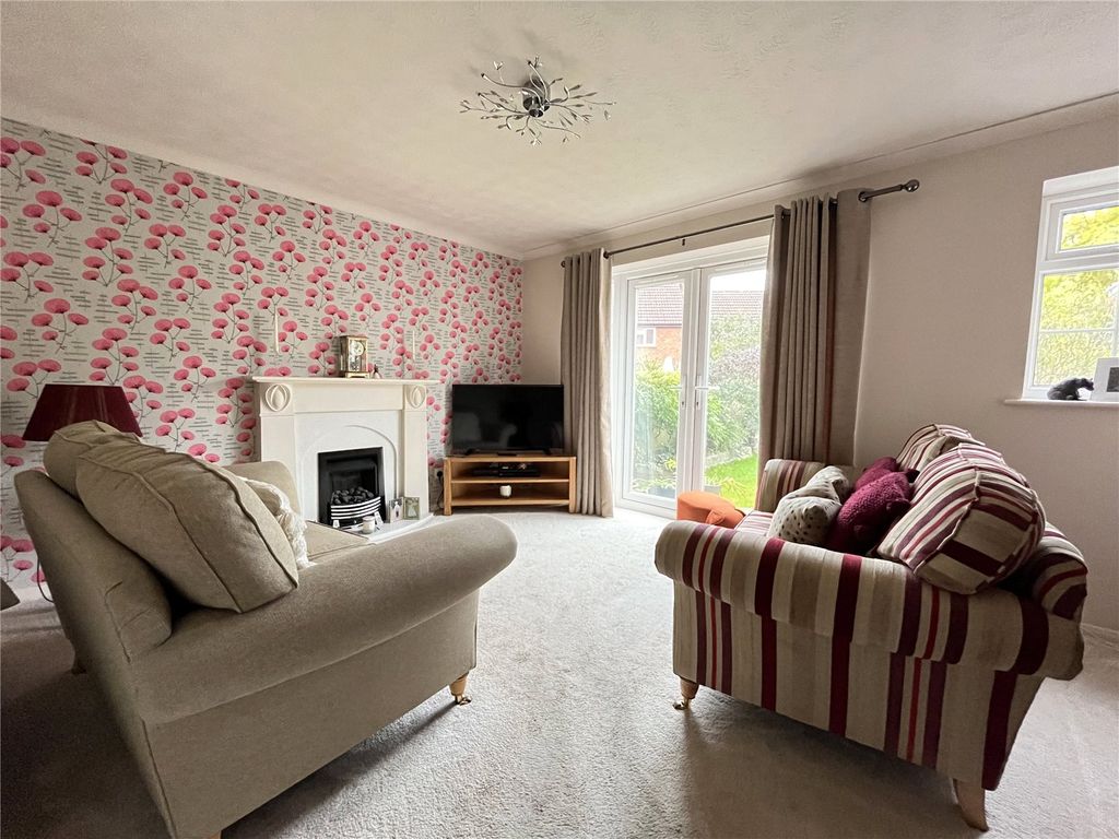 Property photo 2 of 22 Picture No. 02