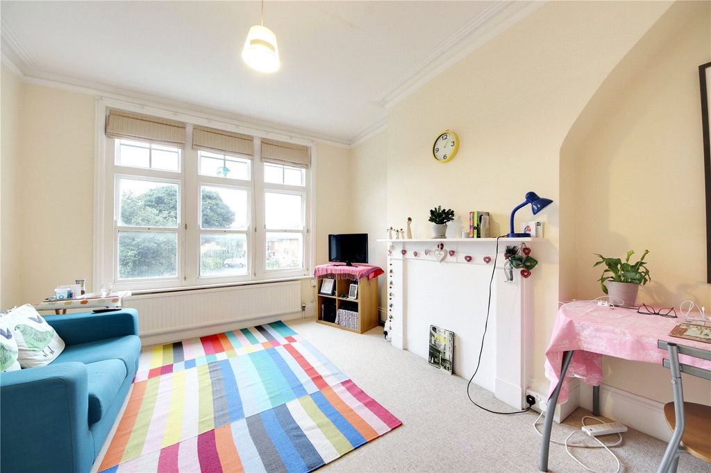 Property photo 3 of 6 Picture No. 02