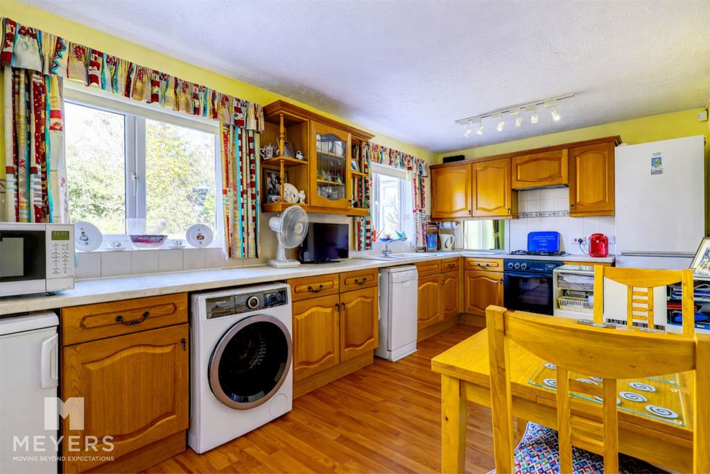 Property photo 3 of 22