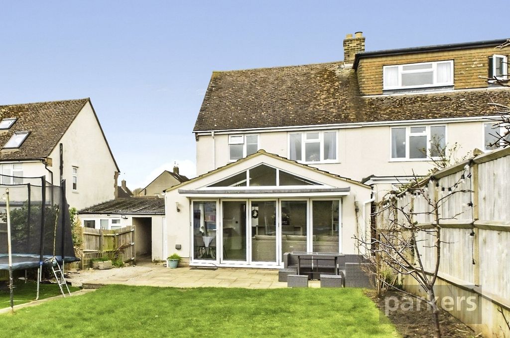 Property photo 1 of 22 Picture No. 28