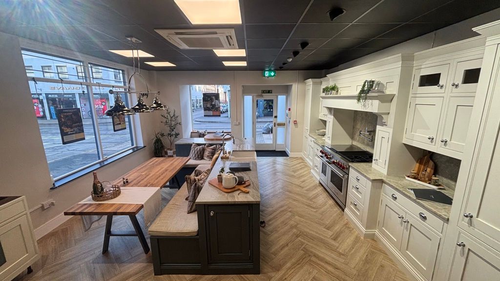 Property photo 2 of 7 Photo 4