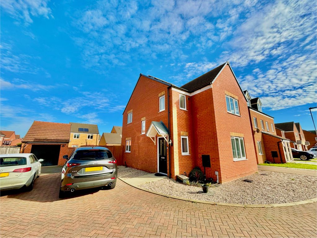 Property photo 1 of 5 Front