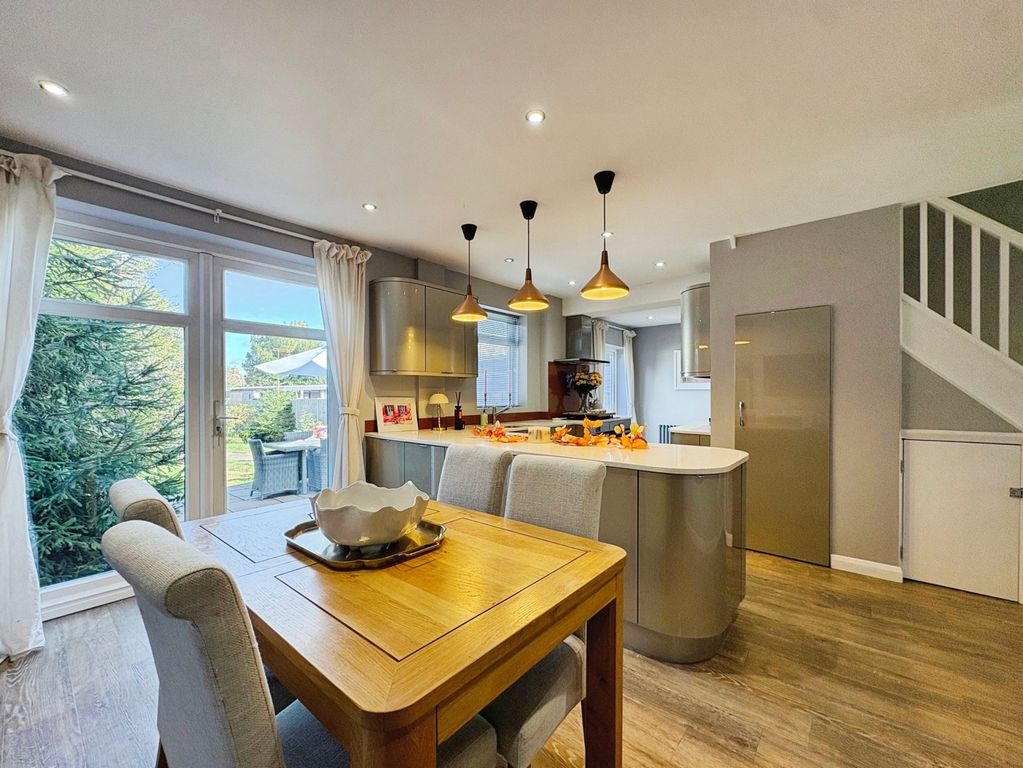 Property photo 2 of 15 Pbox-Img.Jpg