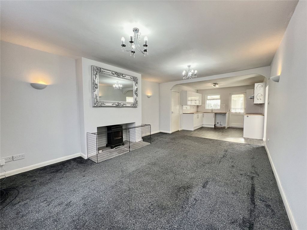 Property photo 3 of 17 Picture No. 33