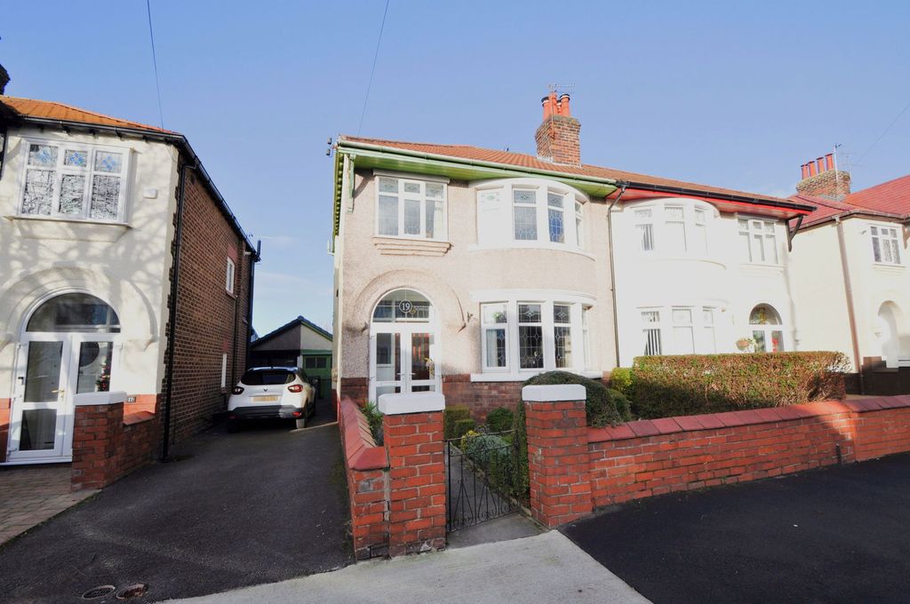 Property photo 1 of 34