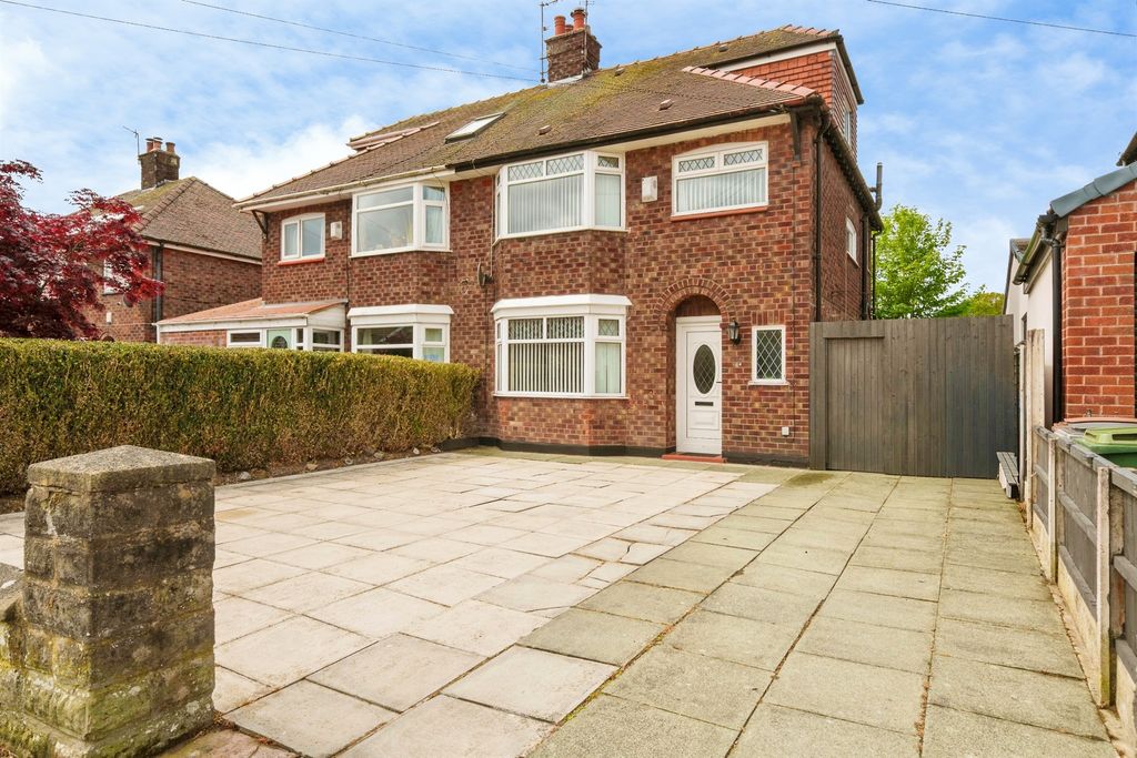 Property photo 1 of 17