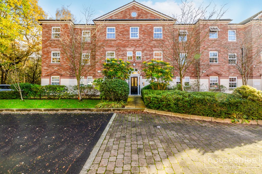 Property photo 1 of 16