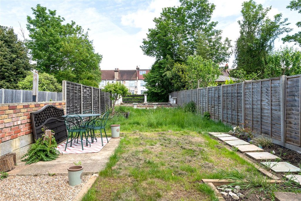 Property photo 3 of 10 Picture No. 06