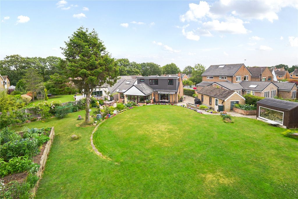 Property photo 1 of 34 Picture No. 44