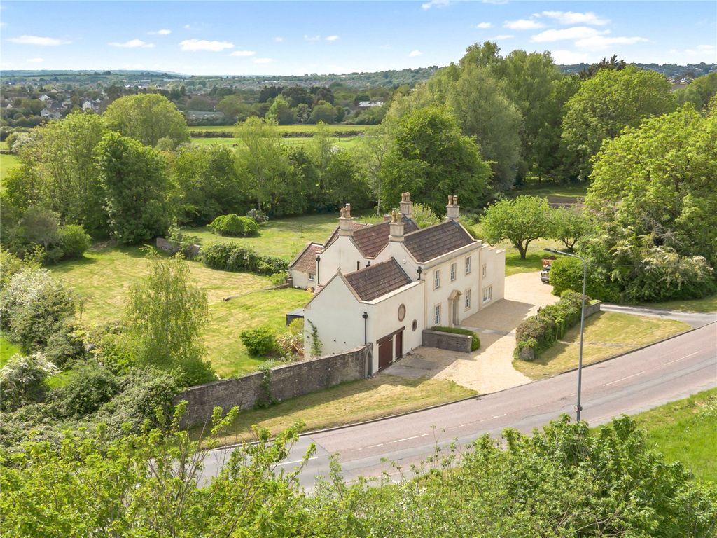Property photo 1 of 38 Picture No. 09