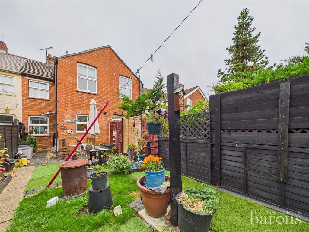 Property photo 2 of 10 Cam05500G0-Pr0085-Still009.Jpg