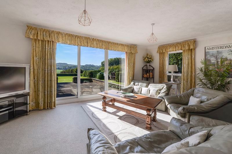 Property photo 3 of 34 Photo 8