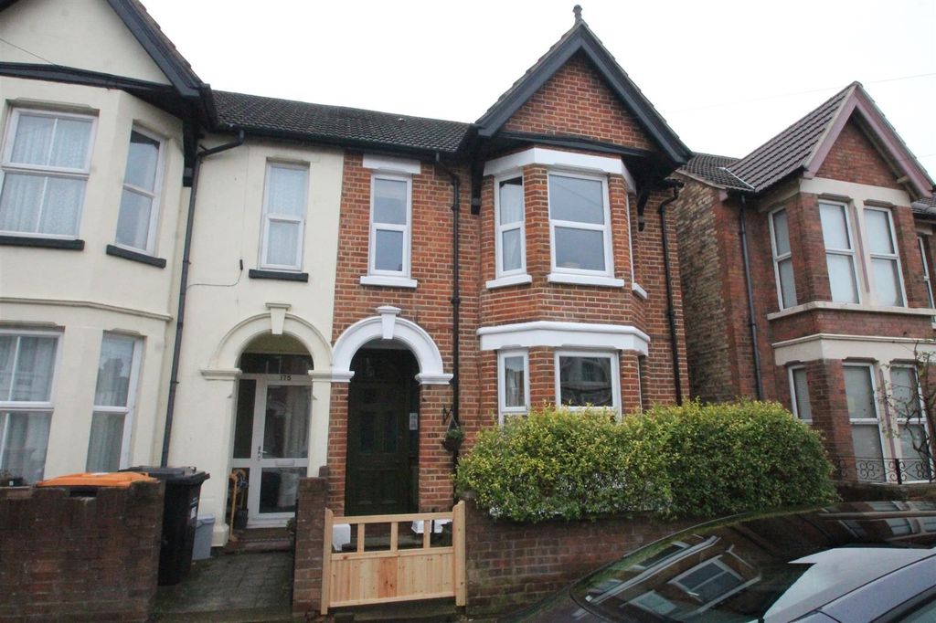 Property photo 1 of 12 Img_0205.Jpg