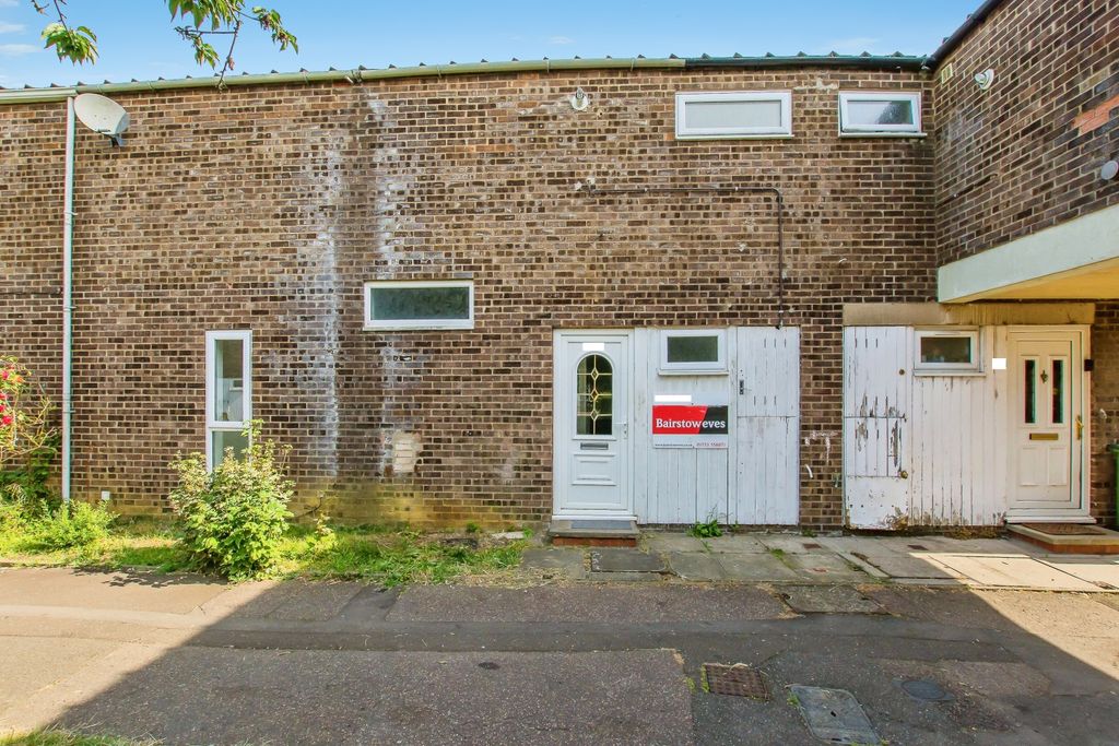 Property photo 1 of 9 Front