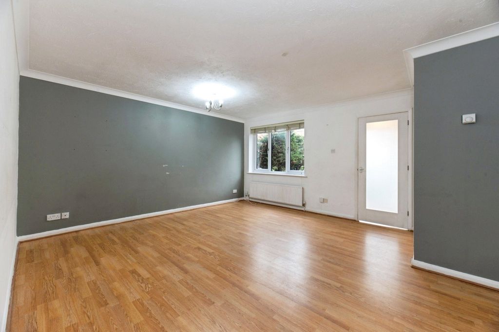 Property photo 1 of 13 Picture No. 17
