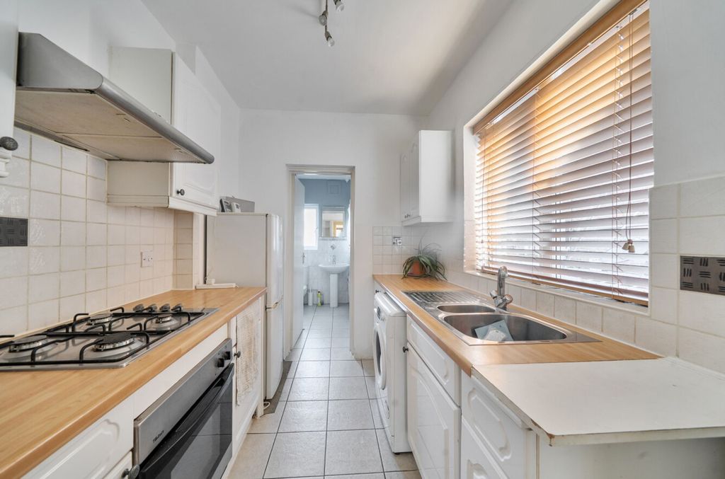 Property photo 2 of 17 1468725-3-6A1719d...