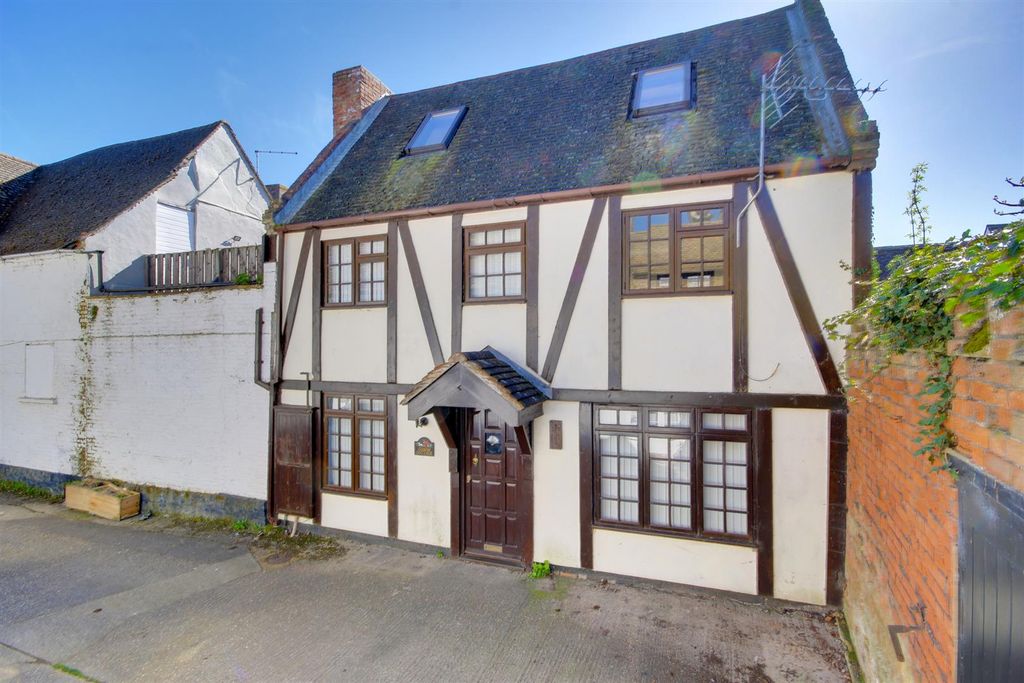 Property photo 1 of 13 Img_4062-Img_4064.Jpg