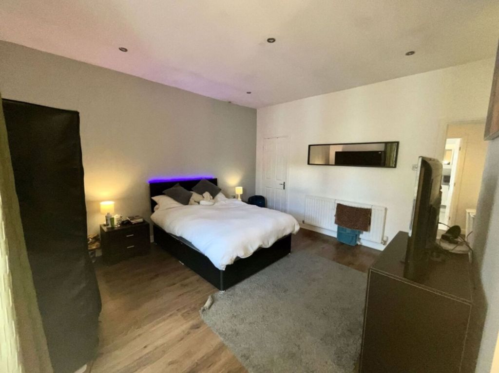 Property photo 3 of 9 F887Deaa-186B-4B32-Ae53-Ec9Cf2F5Bbdd