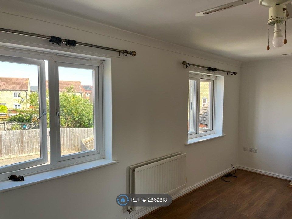 Property photo 3 of 15