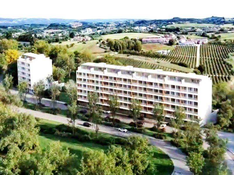 Property photo 1 of 33