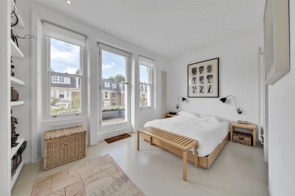 Property photo 2 of 23 Picture No. 05