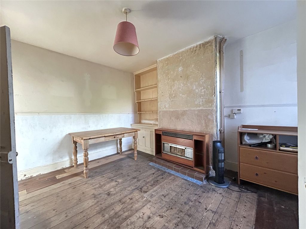 Property photo 2 of 14 Picture No. 07