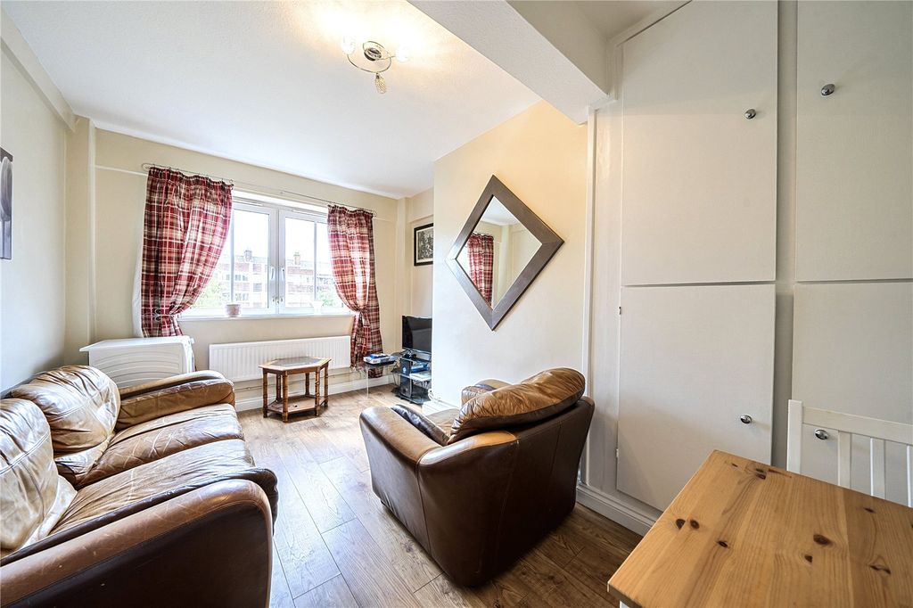 Property photo 1 of 21 Reception Room