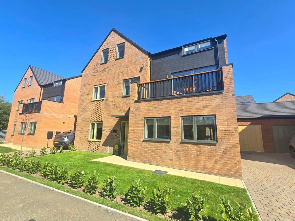 Property photo 1 of 28 Front