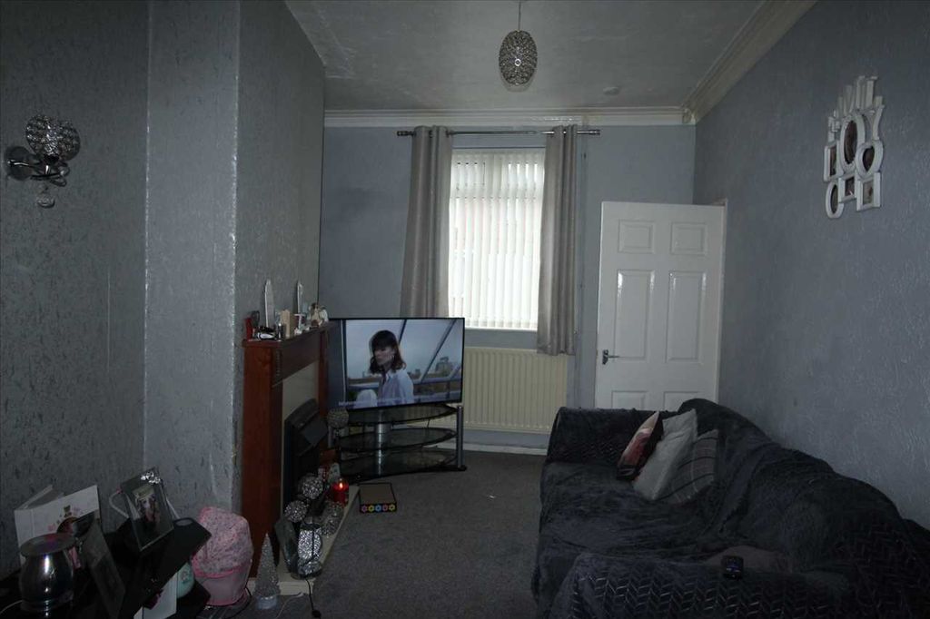 Property photo 2 of 5