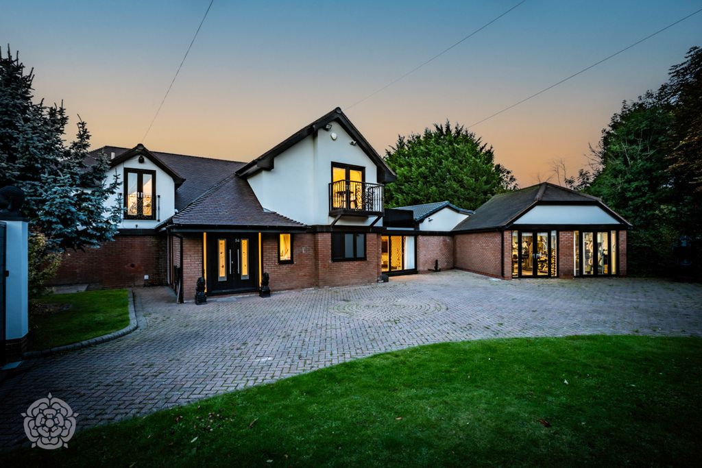 Property photo 2 of 36 Picture No. 48