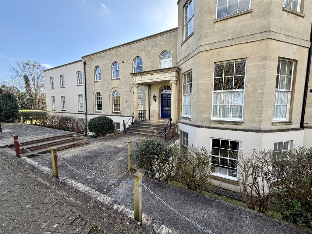 Property photo 2 of 13 Image00005.Jpeg