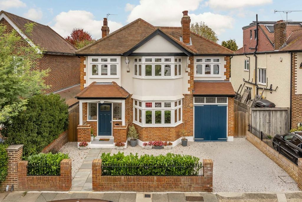 Property photo 1 of 16