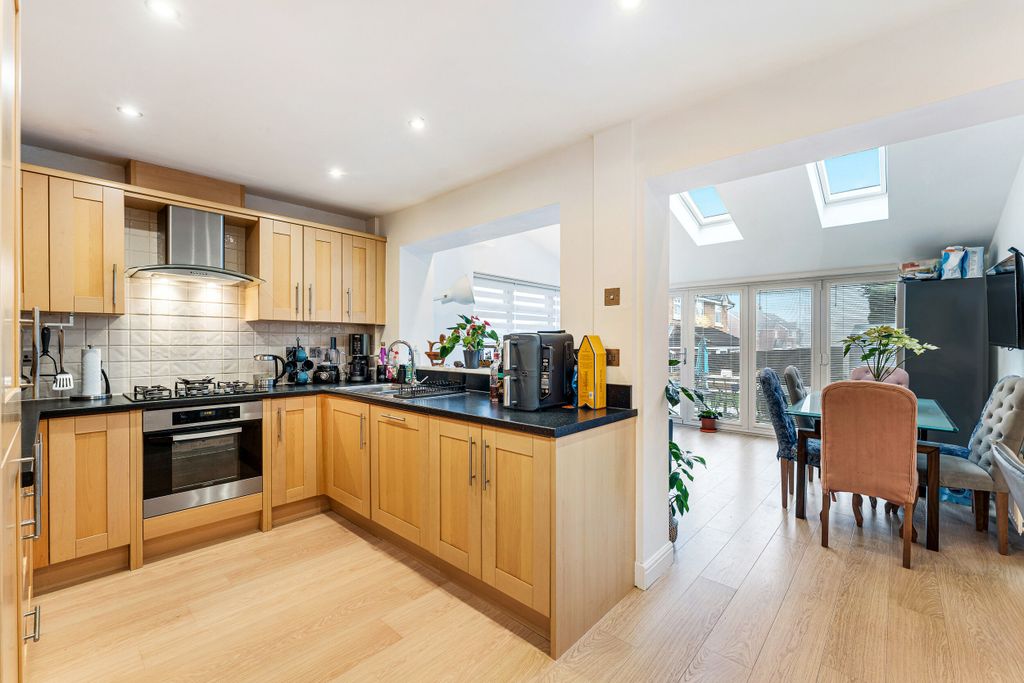 Property photo 3 of 12 Kitchen-Diner