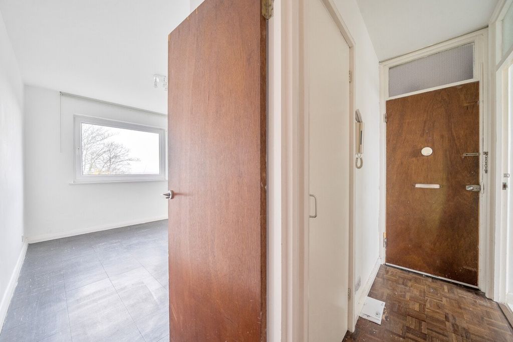 Property photo 2 of 14 Picture No. 05