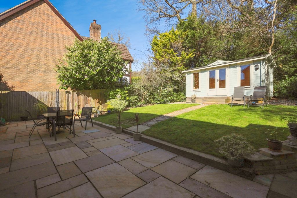 Property photo 3 of 34 Photo