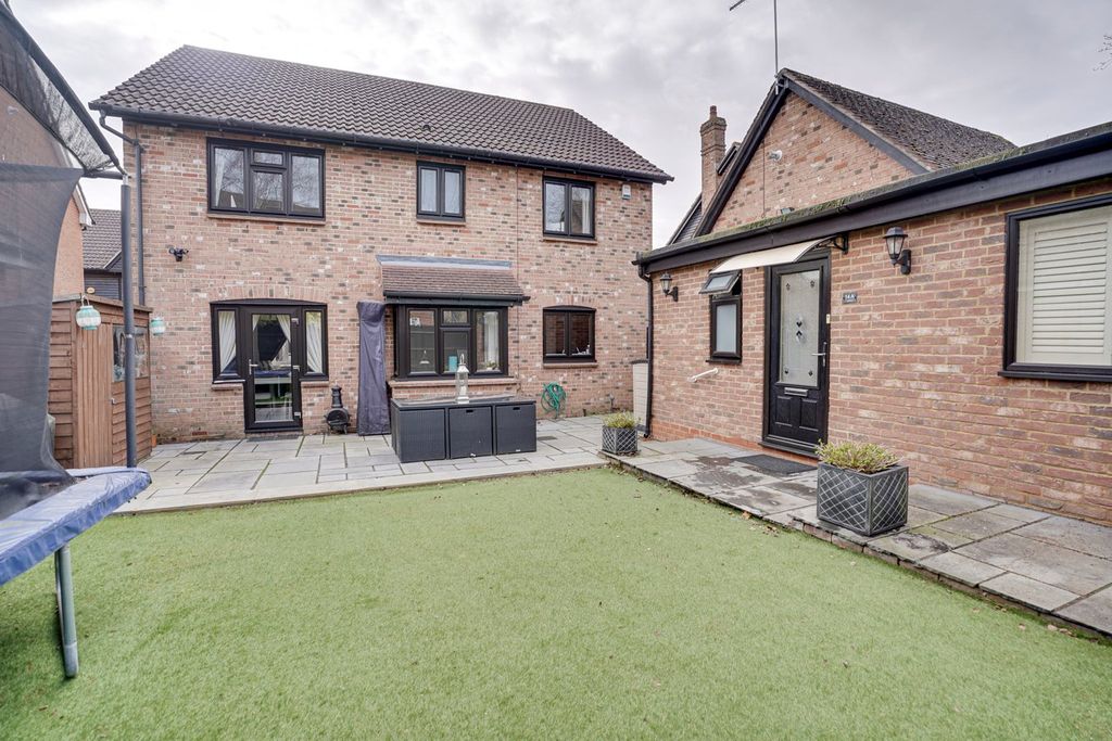 Property photo 3 of 20