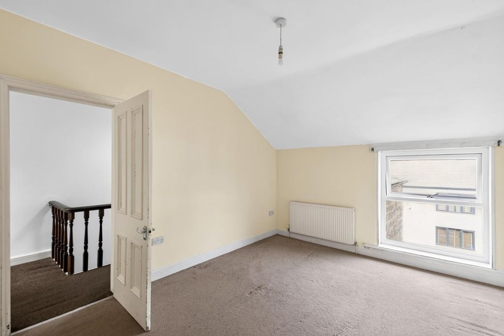 Property photo 2 of 16 Flat3-15Dragonparade-14.Jpg