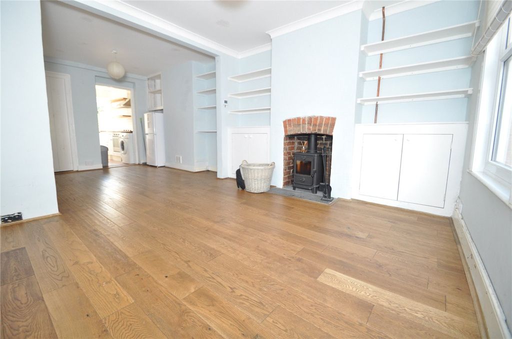 Property photo 3 of 12 Picture No. 23