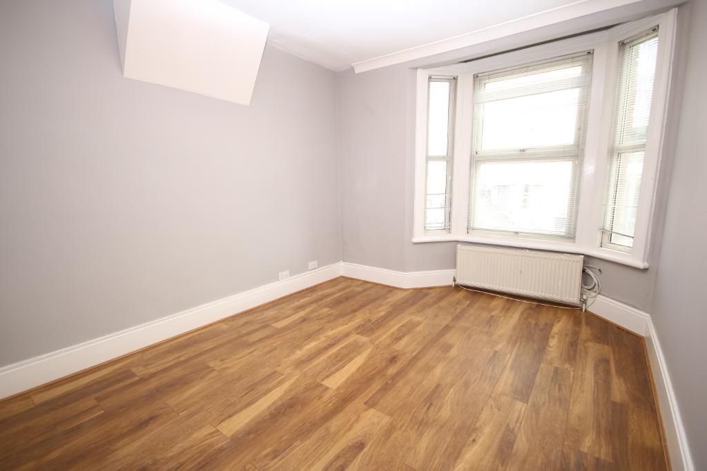 Property photo 3 of 9 Photo 3