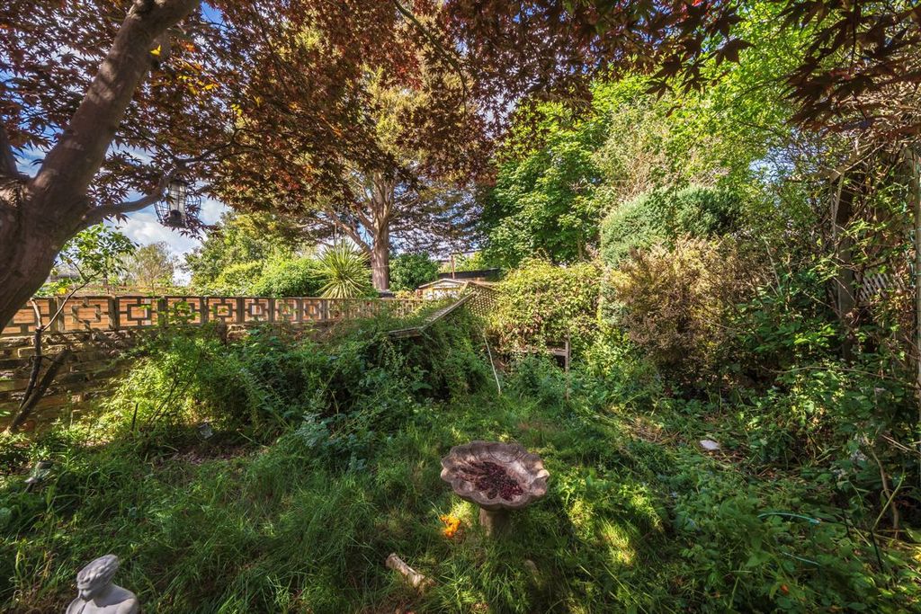 Property photo 2 of 2